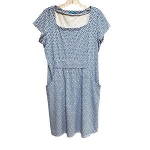 J Mclaughlin Dress Size Medium Catalina Cloth Stretch White Blue Geometric